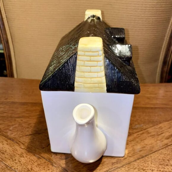 Vintage The Haldon Group 6โ House Teapot China Collectible - Picture 3 of 7